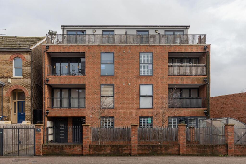 Main image of property: High Road, Leytonstone