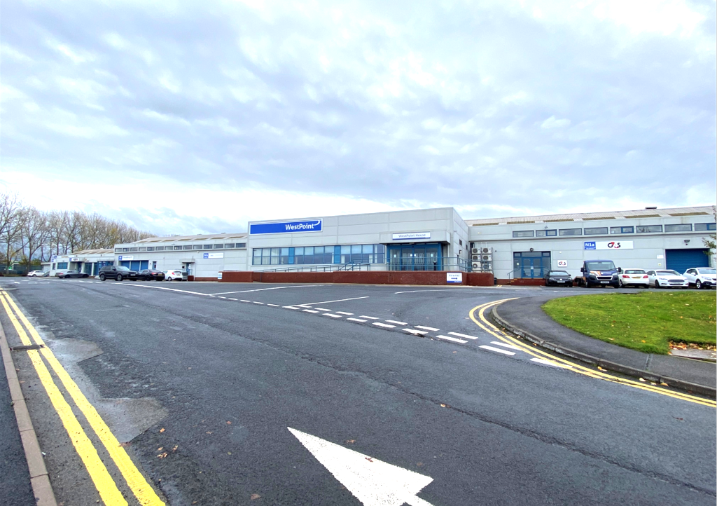 Main image of property: Middlemore Lane West, Walsall, West Midlands, WS9