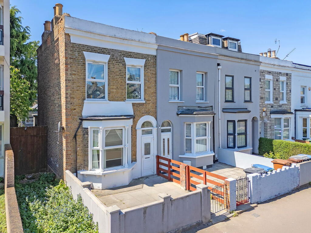 Main image of property: Woodhouse Road, Leytonstone, Greater London, E11 3NA