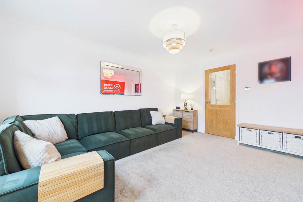 House in Motherwell, South Lanarkshire - View 4