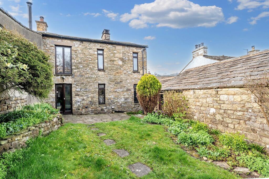 3-bed house on The Barn, Laning, Dent, £315,000