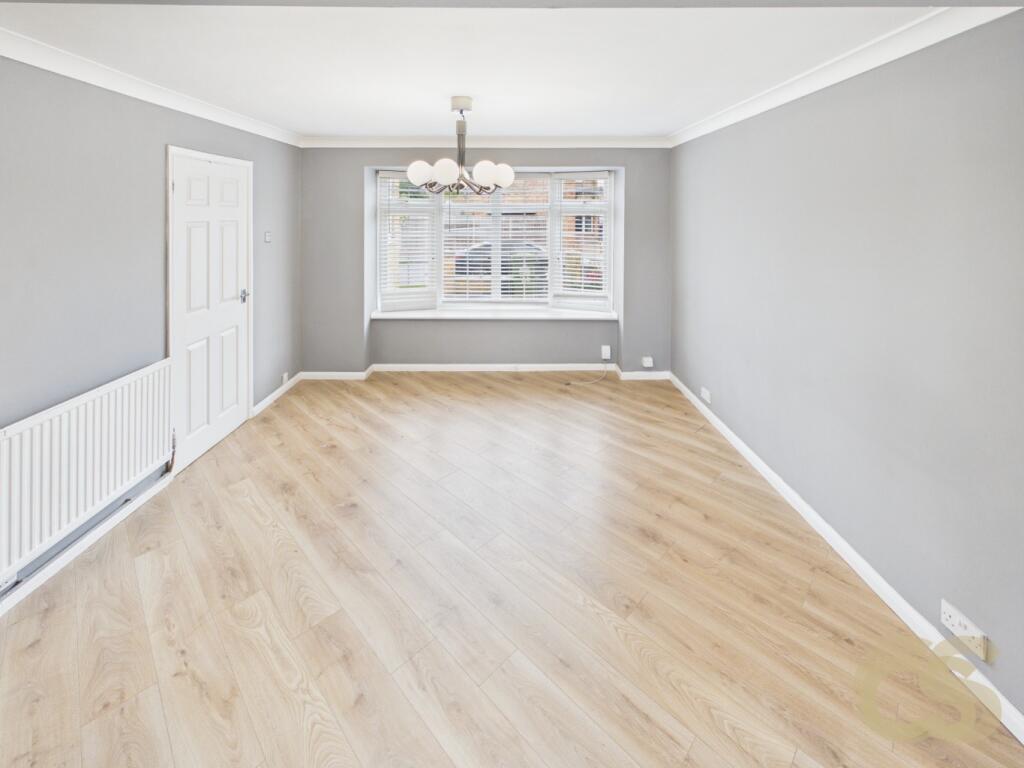 House in Waltham Cross, Cheshunt - View 5