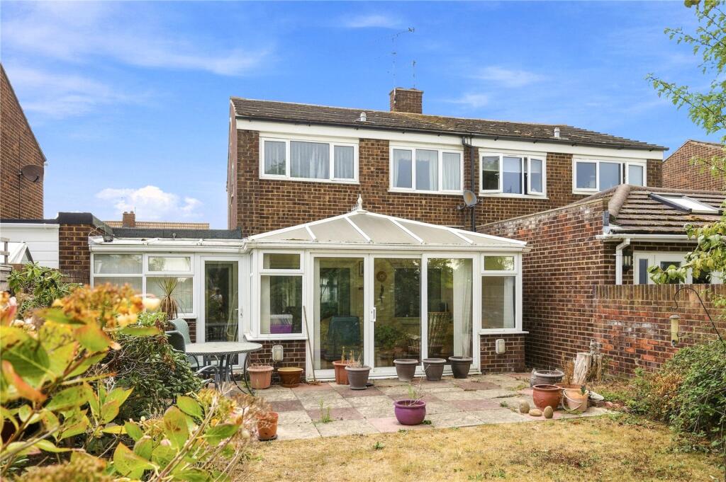 House in Southend-on-Sea - View 4