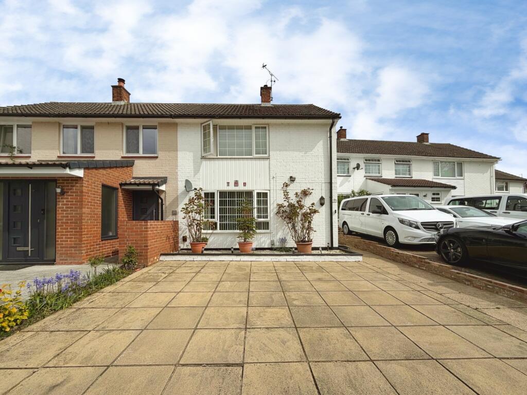 Main image of property: Manston Drive, Bracknell, Berkshire