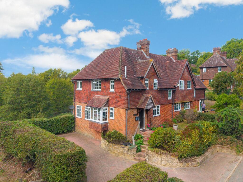 Main image of property: Etherington Hill, Tunbridge Wells, TN3