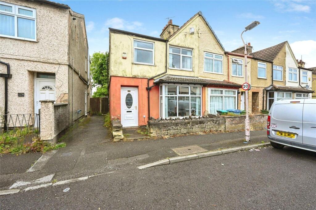 House in Nottingham - View 2