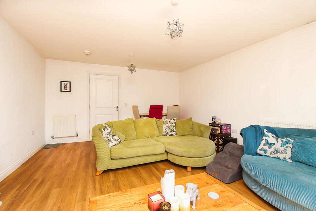 Neptune Road, Wellingborough - View 4