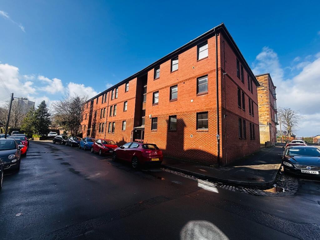 Main image of property: Eastwood Avenue, Shawlands, Glasgow, G41