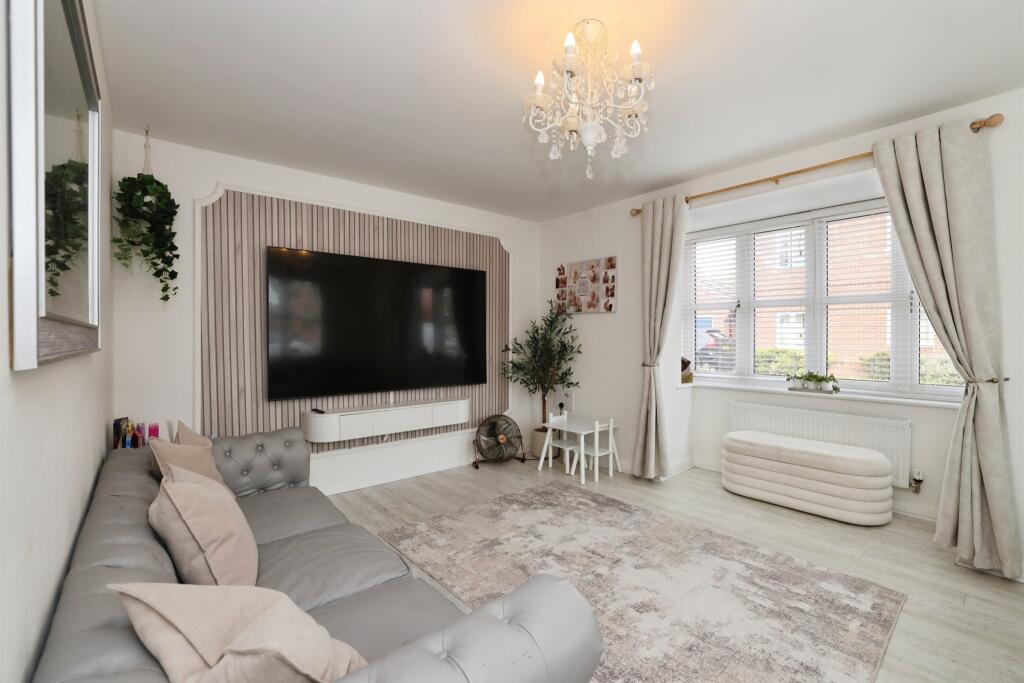 House in Salisbury - View 3