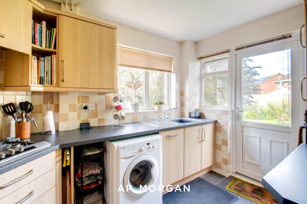House in Redditch, Winyates Green - View 5