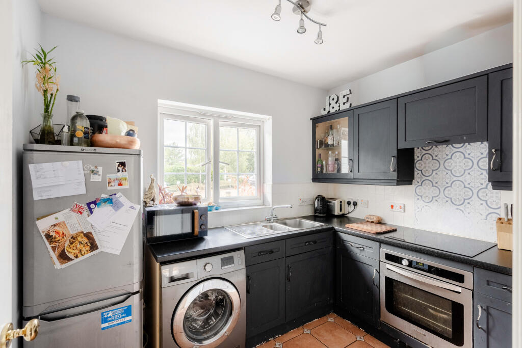 Apartment in Bristol - More