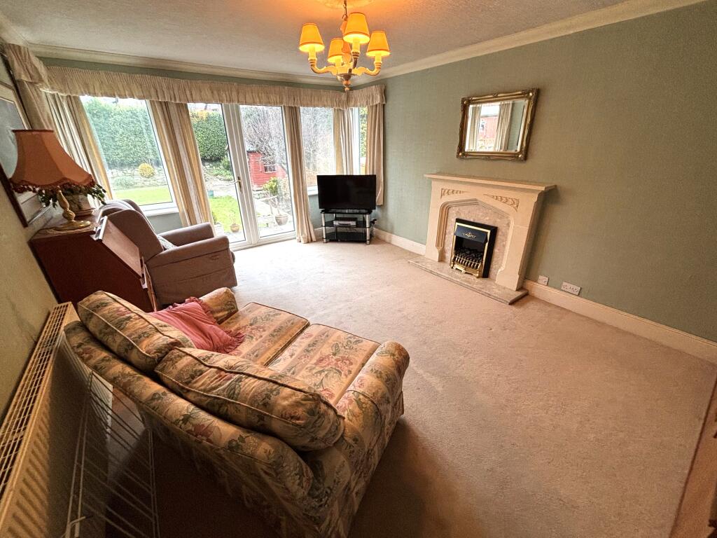Fir Avenue, Bramhall photo 2