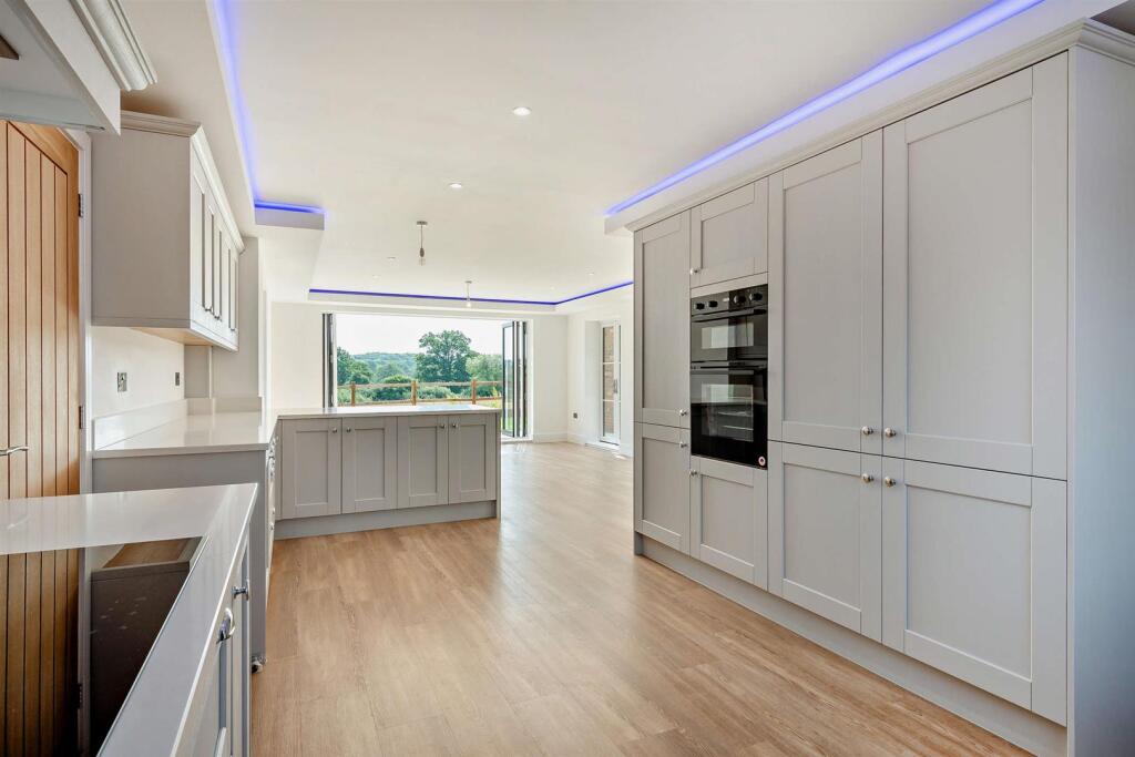 Additional image 12 of 1, Wells Cottage, Wootton Wawen, B95