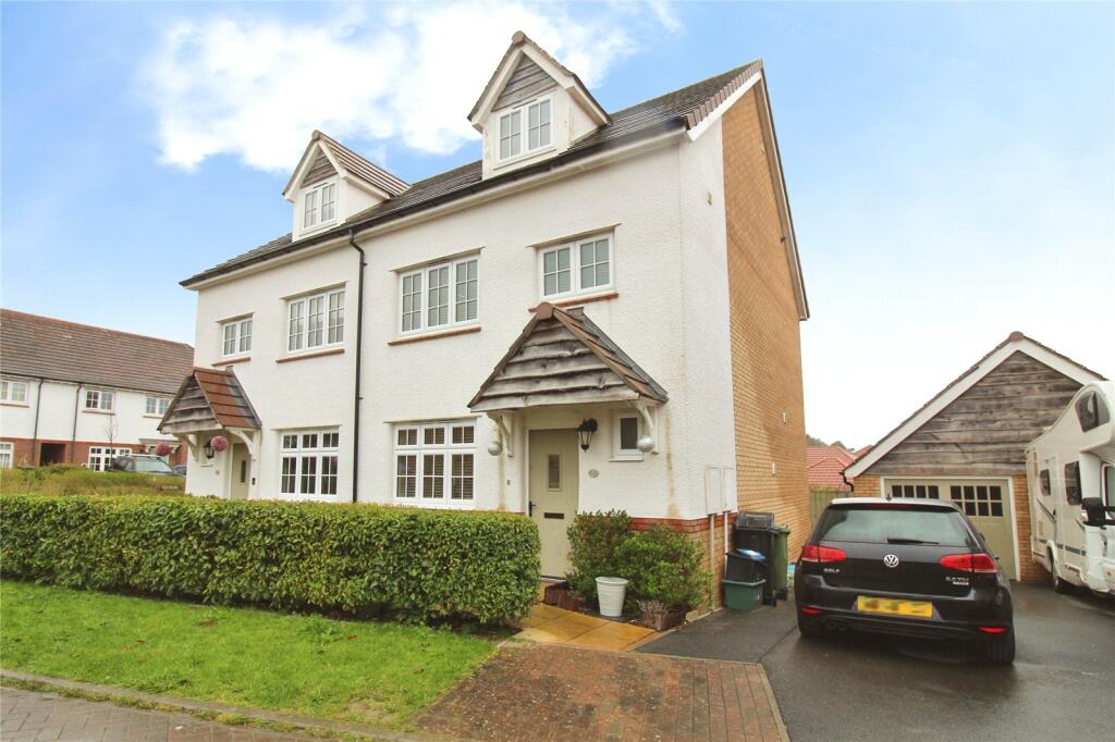 4-bed semi-detached on Foxglove Close, Newton Abbot, Devon, TQ12, £375,000