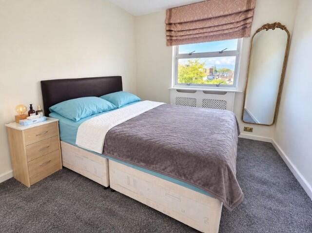 Apartment in London - View 2