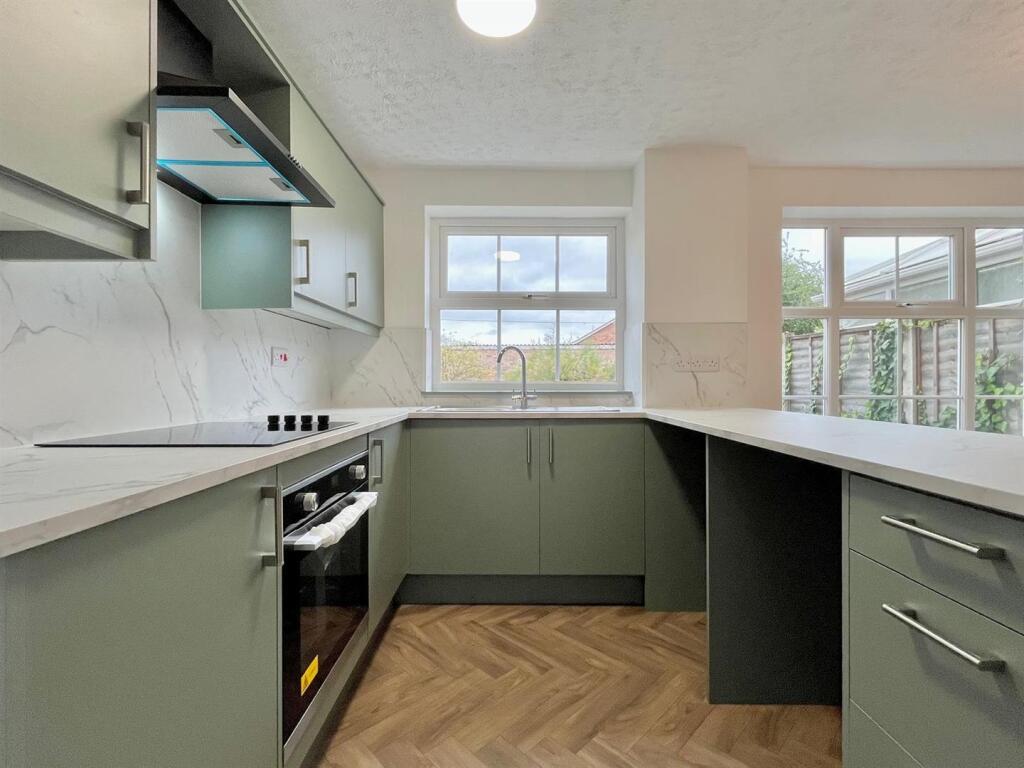 House in Sutton Coldfield, Walmley Ash, Minworth - More