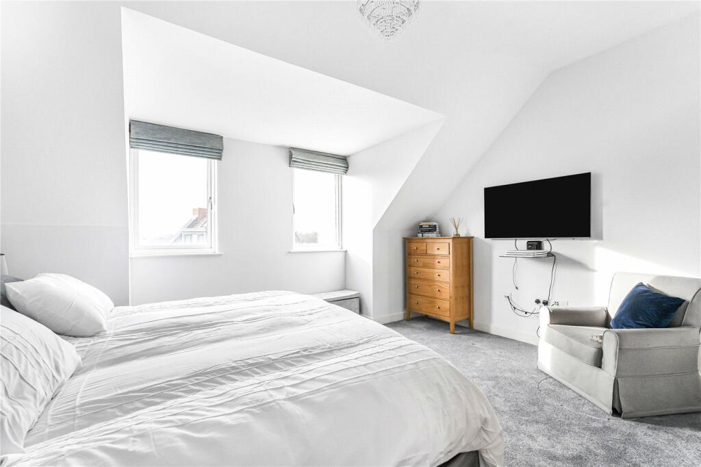 Additional image 7 of Green Close, Brookmans Park, Hertfordshire, AL9