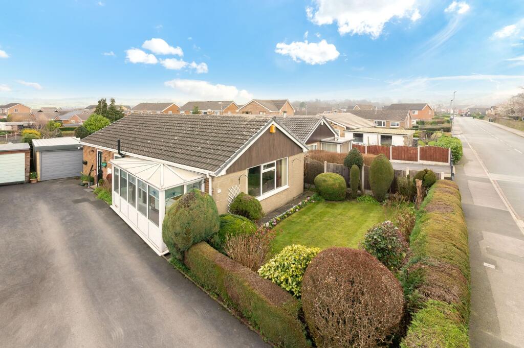 2-bed detached on Burton Acres Lane, Highburton, Kirkburton, HD8, £335,000