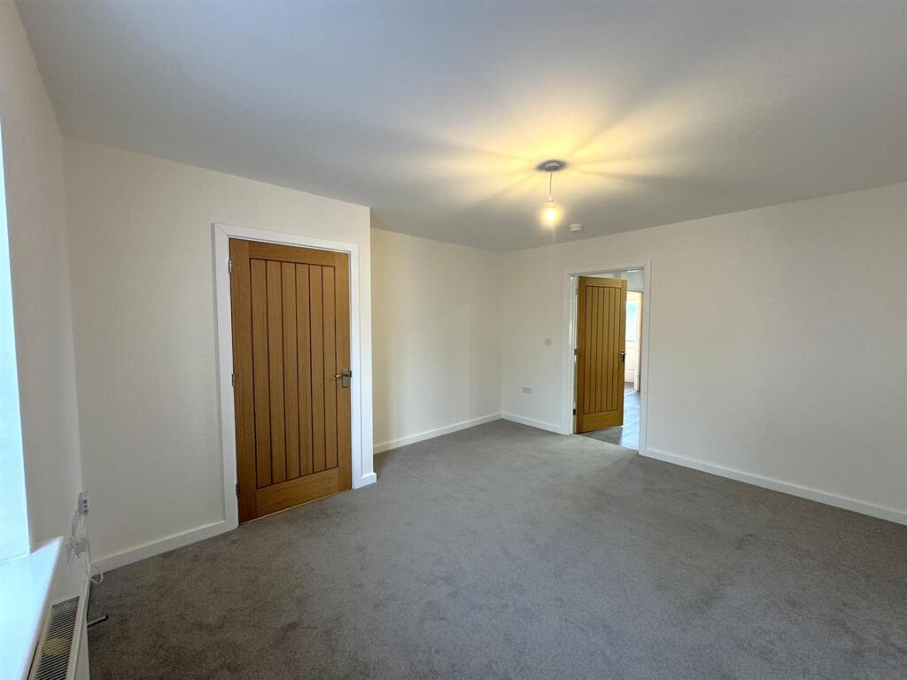 House in Plymouth - View 4