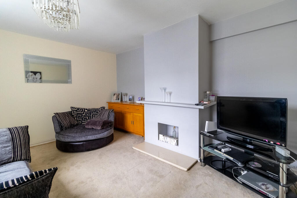 Cunningham Road, Swindon, SN2 photo 5