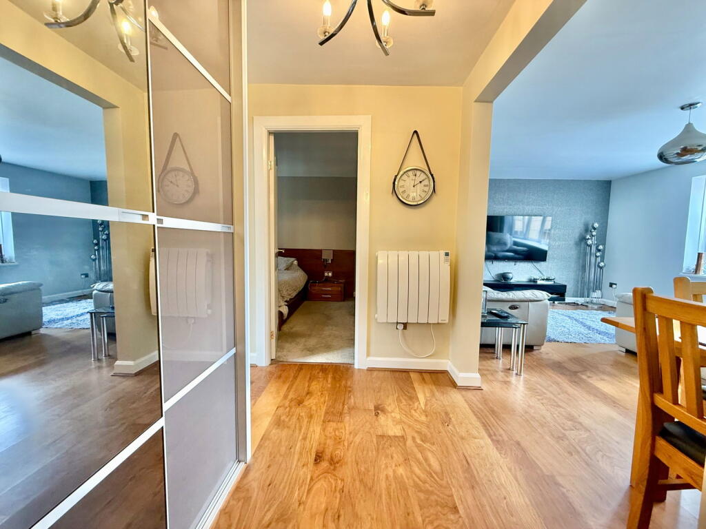 Apartment in Leeds - View 4