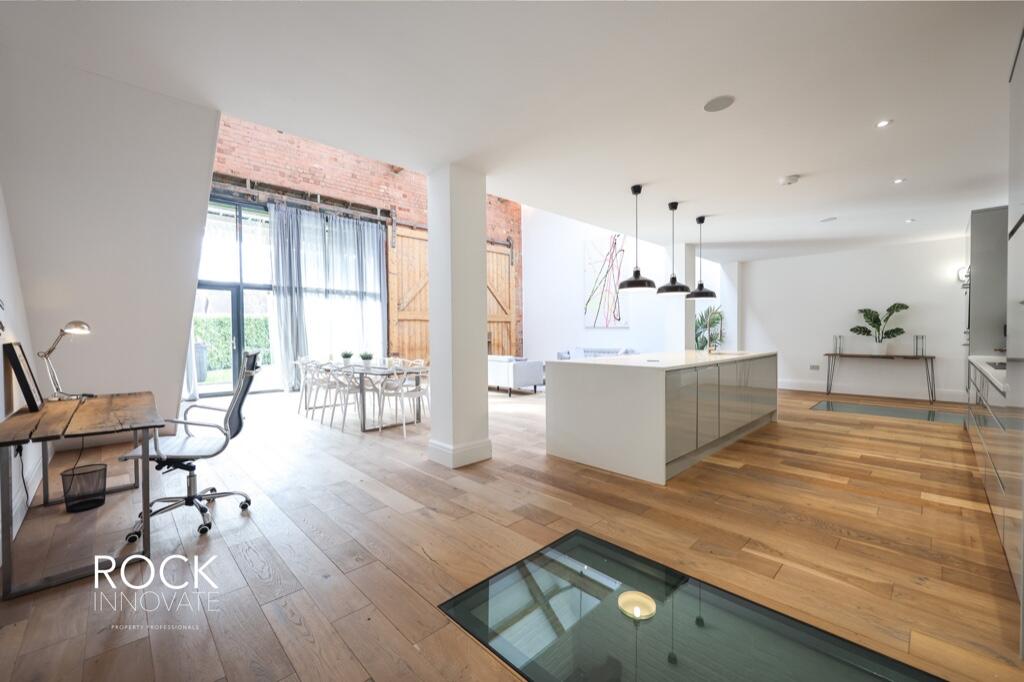 Additional image 14 of Thomas De Beauchamp Lane , Sutton Coldfield, West Midlands, B73