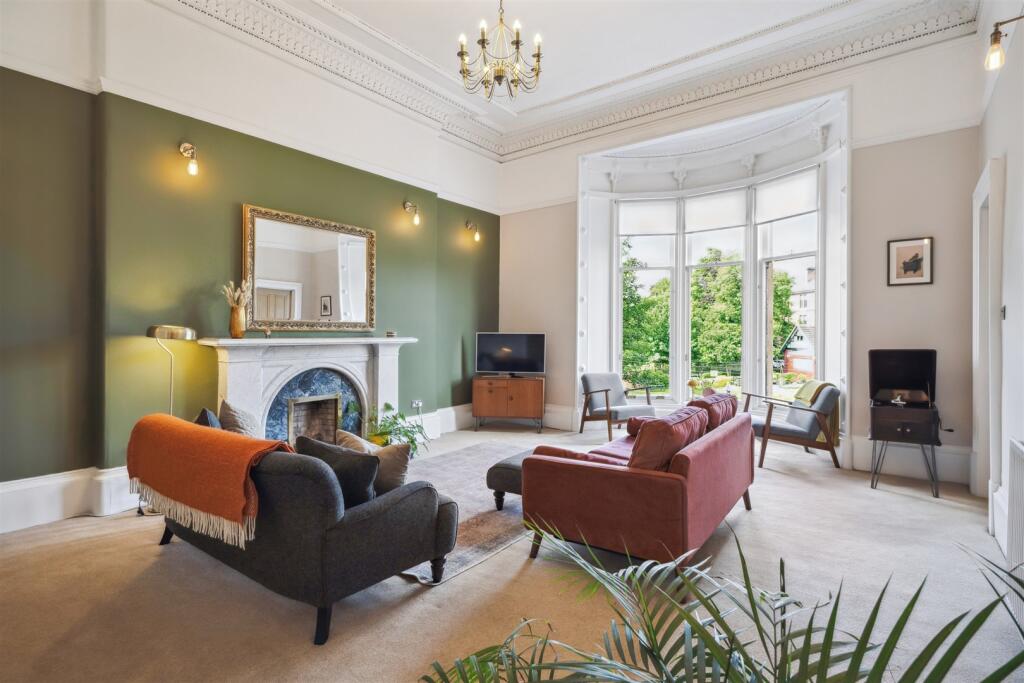 First Floor, 16 Victoria Crescent Road, Dowanhill, G12 9DB photo 2