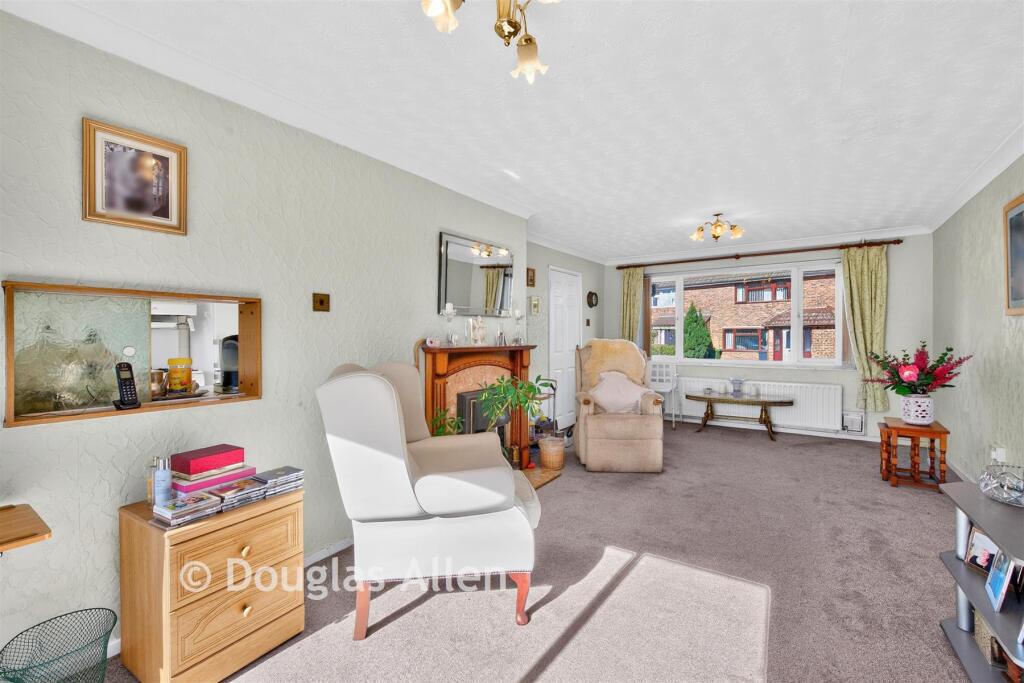 House in Basildon, Essex - View 5