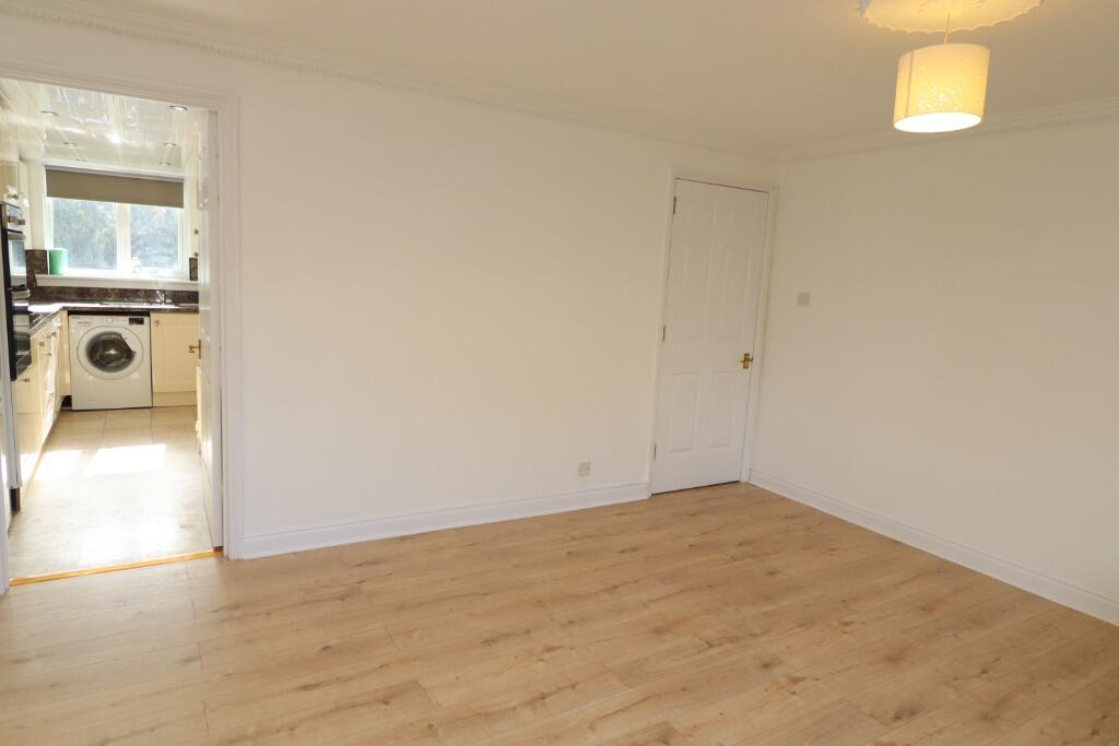 Apartment in Glasgow - View 3