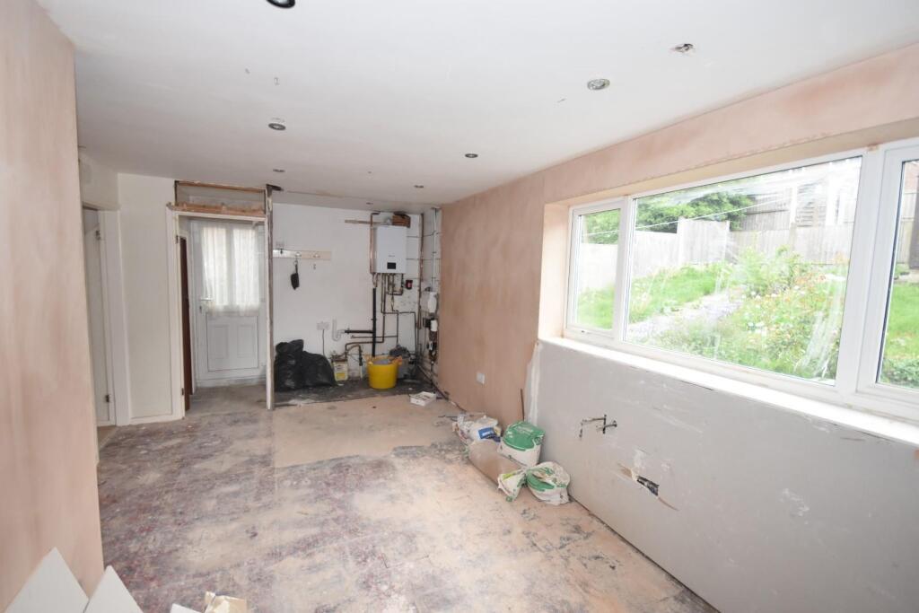 House in Bolsover, Old Bolsover - View 3