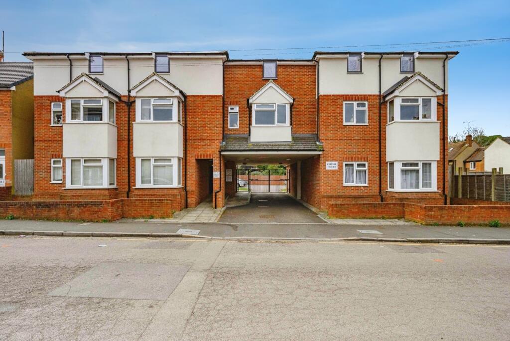 Main image of property: Empress Road, Luton, Bedfordshire, LU3