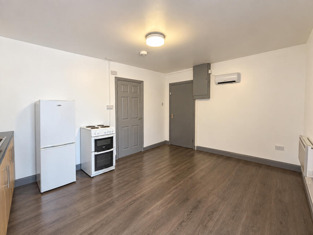 Watford Road, Cotteridge, B30 photo 2