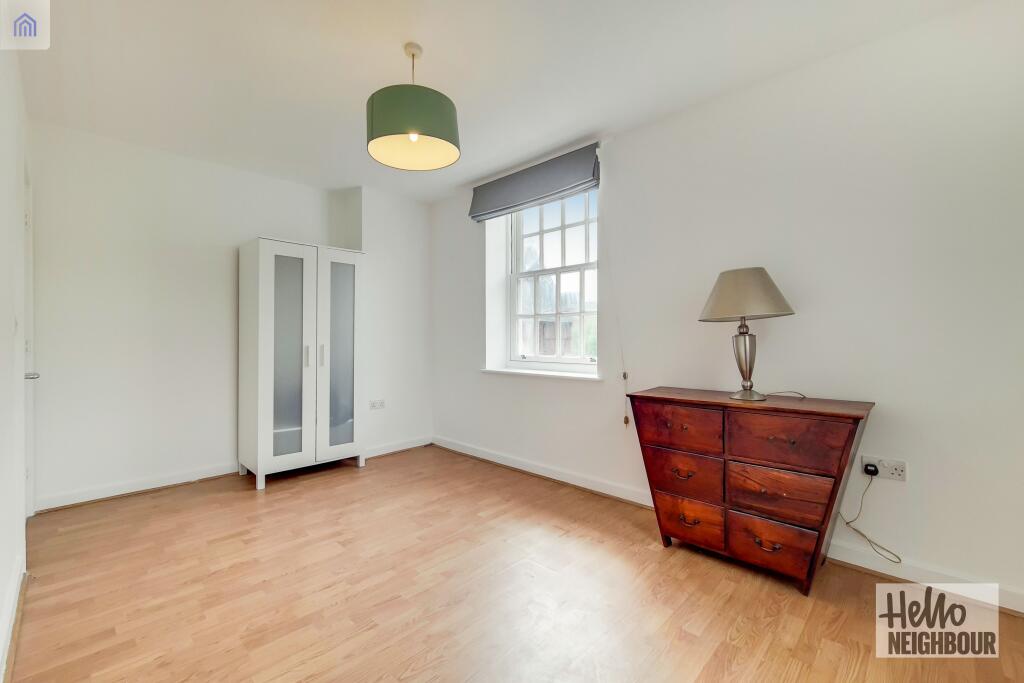 Apartment in London - More