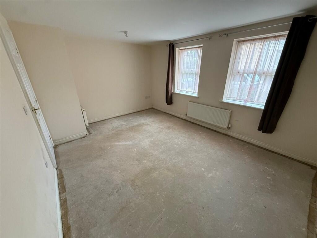 Sherwood Street, Hucknall, NOTTINGHAM - View 6