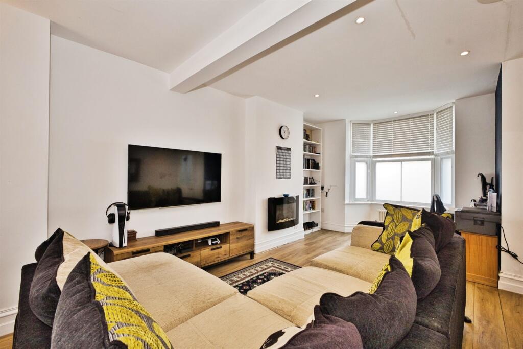 Additional image 5 of Lyde Road, Yeovil