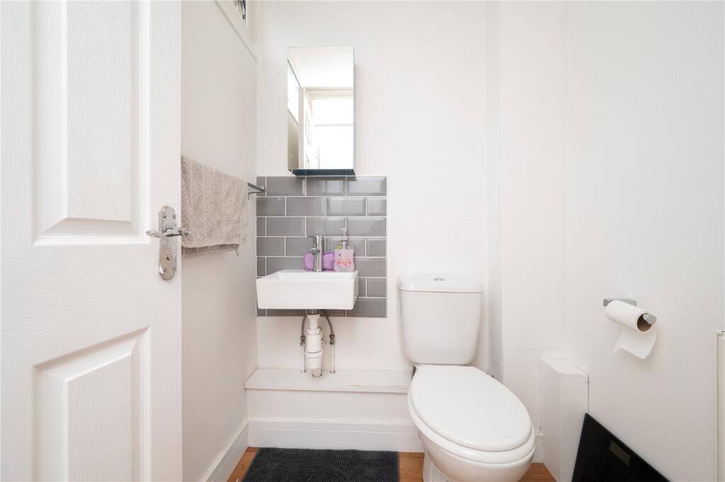 Additional image 11 of Canberra Close, St. Albans, Hertfordshire