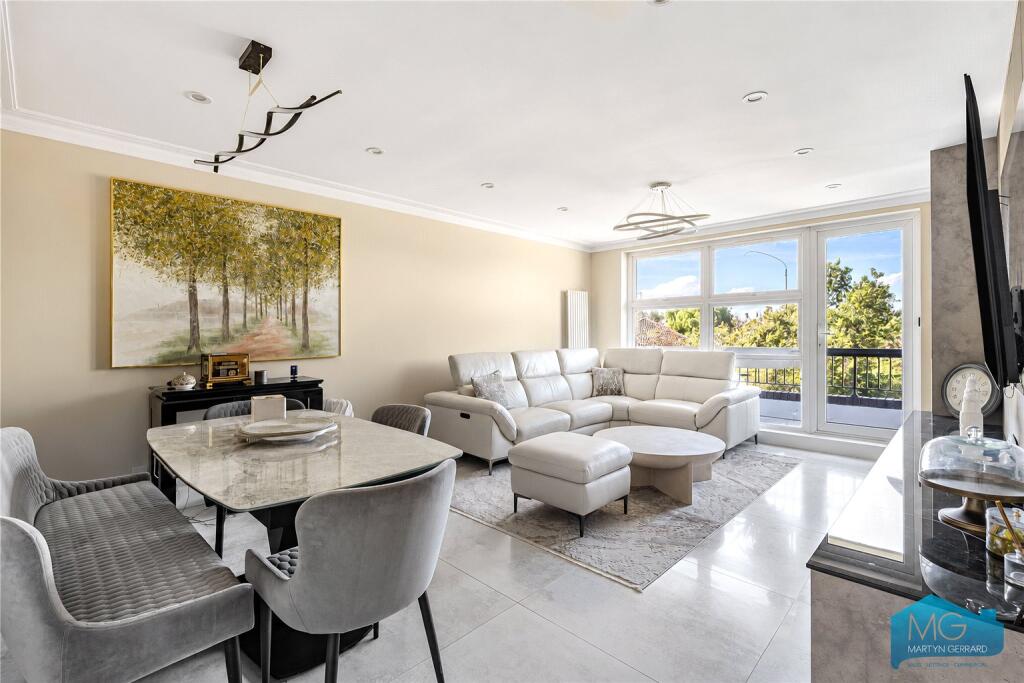 Apartment in London - View 3