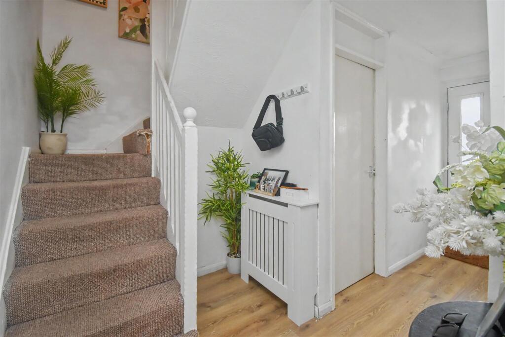House in Corby, Danesholme - View 3