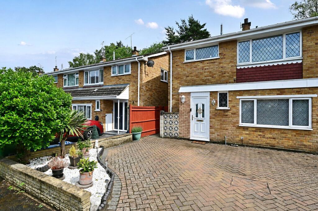 Main image of property: Cotswold Close, Farnborough, Hampshire, GU14