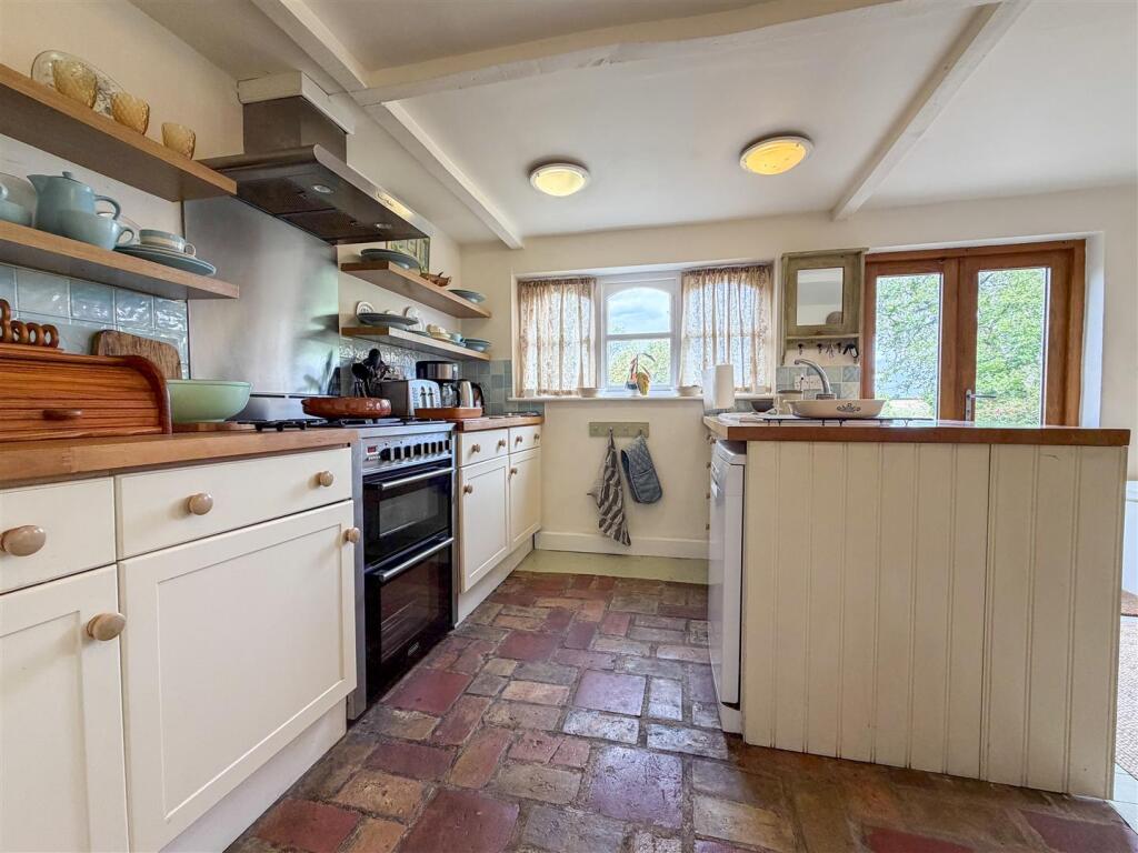 House in Ipswich - View 4
