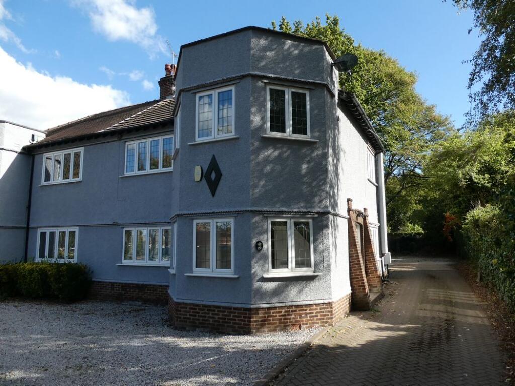 Main image of property: Thorne Road, Wheatley Hills, Doncaster, DN2