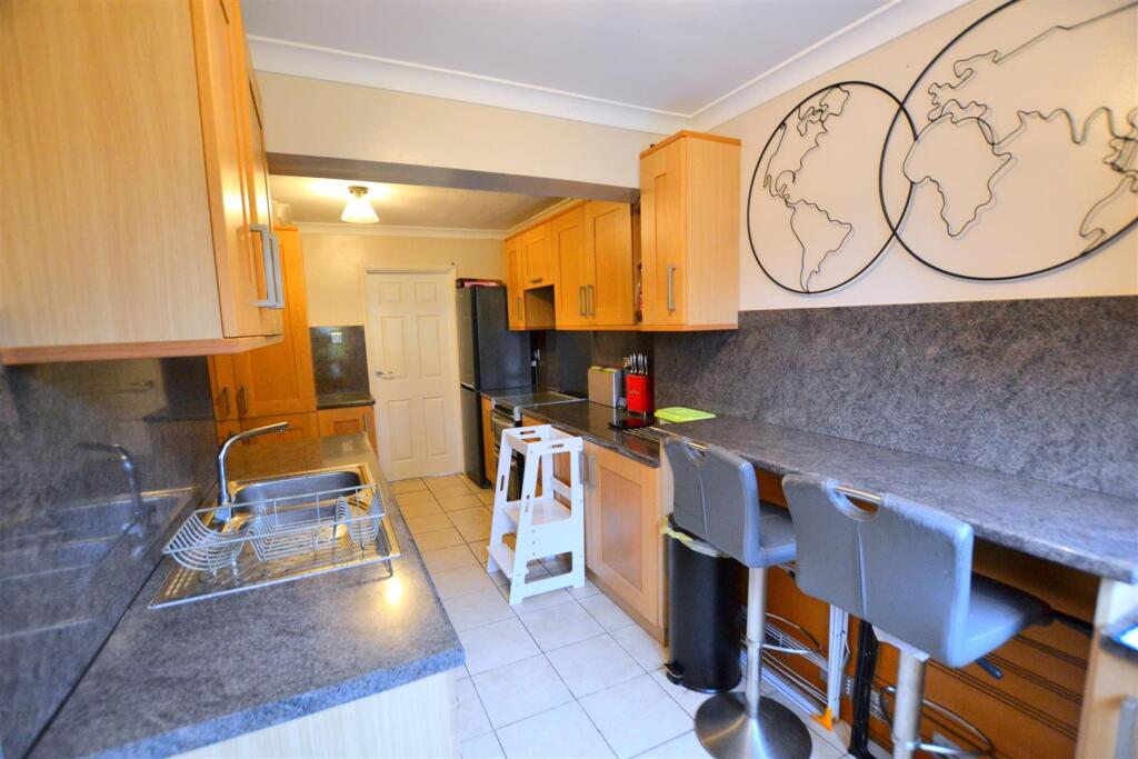 Additional image 11 of Bradshaws, Hatfield