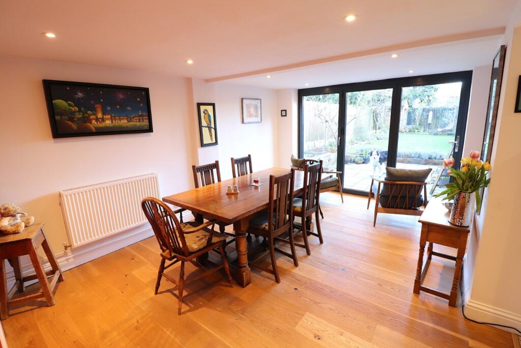 House in Stevenage, Old Town - View 2