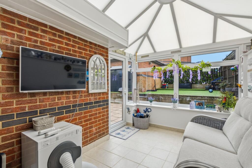 House in Canterbury - More