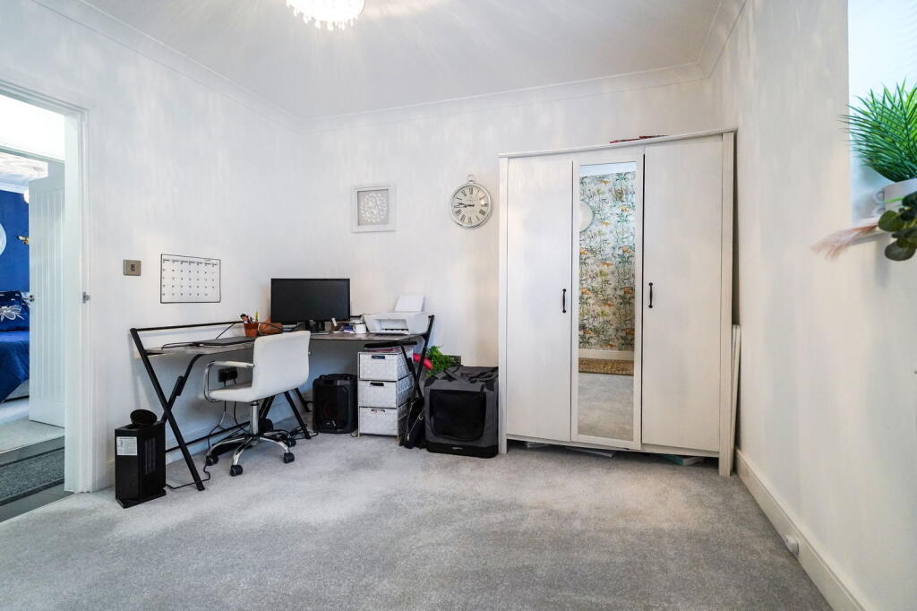 Additional image 11 of Dovedale Avenue, Shirley