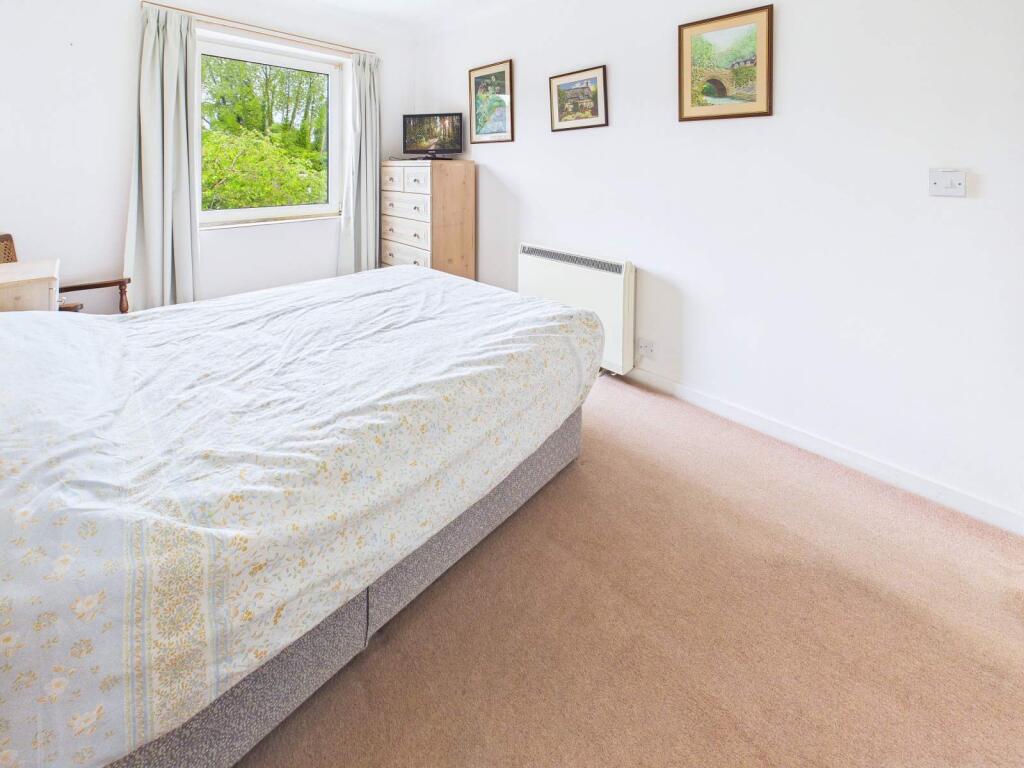 Apartment in Cardiff, Llanishen - View 3