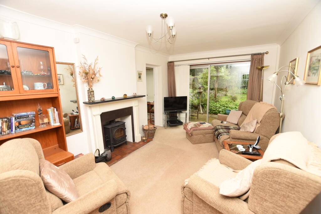 House in Luton - More
