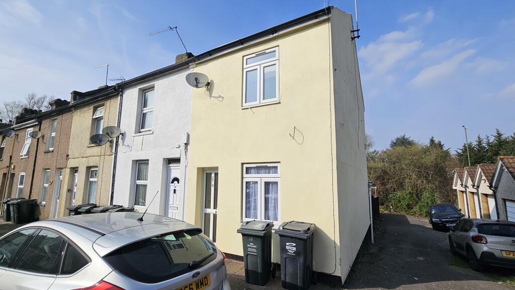 Main image of property: Charles Street, Greenhithe, DA9