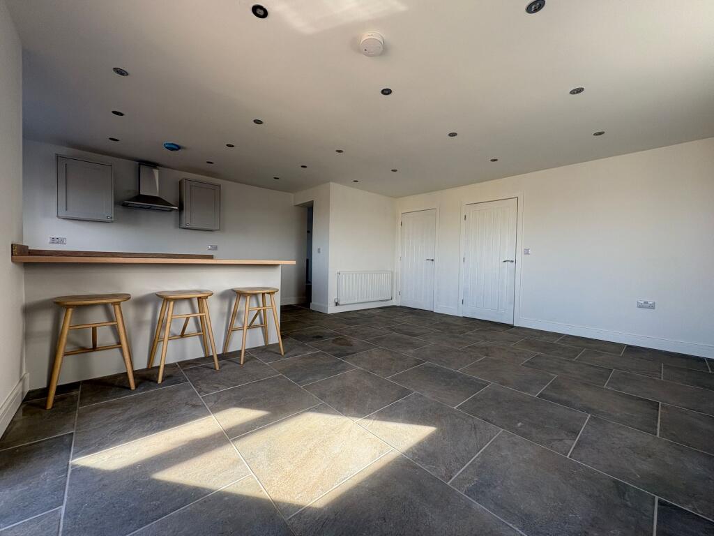 Sluice Road, Holbeach, PE12 photo 2