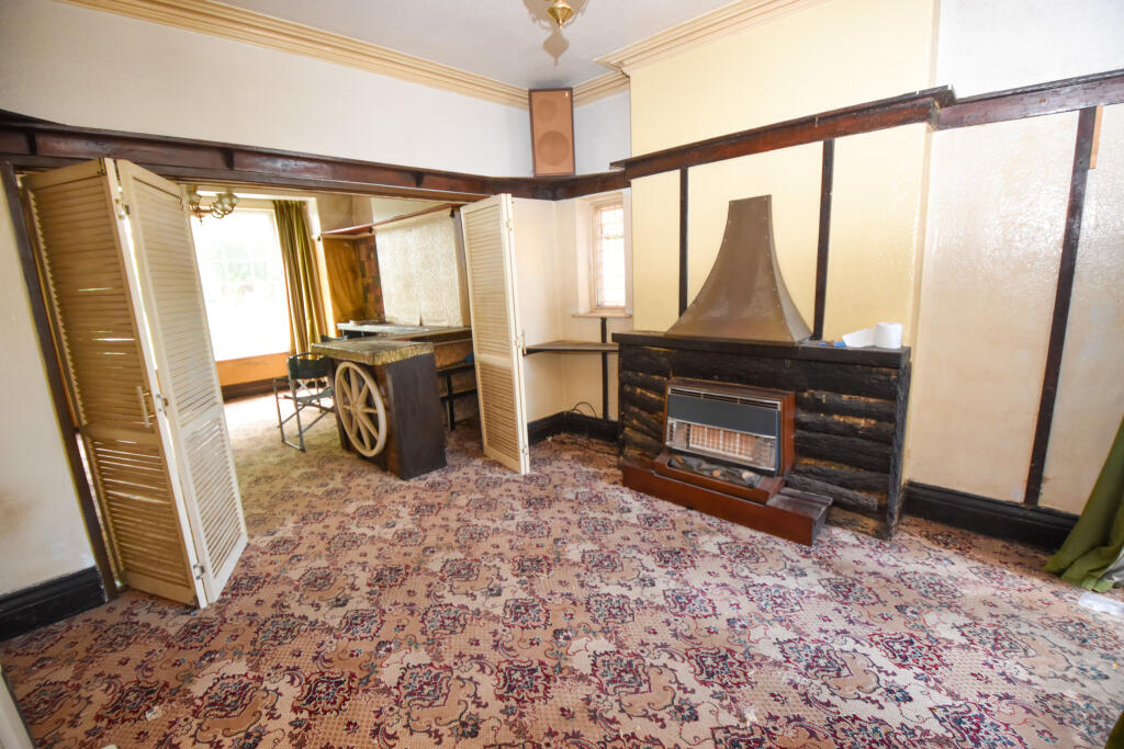 Stretford Road, Urmston, M41 photo 3